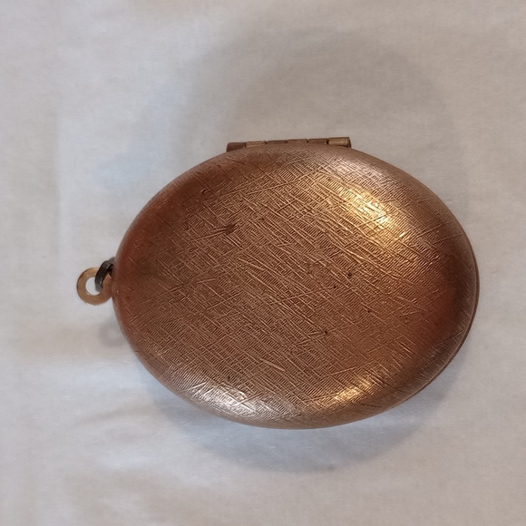 Labradorite Locket - Picture 4 of 4